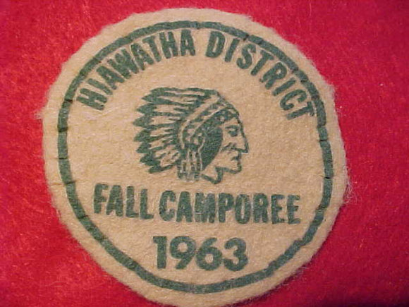 1963 ACTIVITY PATCH, HIAWATHA DISTRICT FALL CAMPOREE, FELT, USED