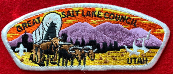 Great Salt Lake Council, Utah CSP SA-9B. Embroidered Bull-Drawn Covered Wagon Infront of Light Purple Mountainscape Details. Mint Condition.