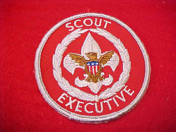 SCOUT EXECUTIVE, SILVER FDL, CLOTH BACK, 1970-72