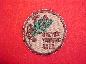 BREYER TRAINING AREA, DARK BROWN BTA.  1950'S, CUT EDGE, USED
