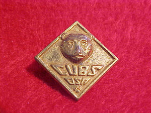 BEAR PIN,CUBS BSA,1930-46. SAFETY PIN STYLE CLASP