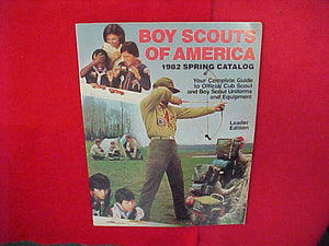 1982 BSA CUB SCOUT AND BOY SCOUT UNIFORMS AND EQUIPMENT,LEADER EDITION,8.5 X 11,48 PAGES