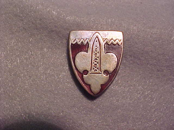 Qatar pin, silver/red, 25x30mm, rare