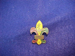 BOLIVIA BOY SCOUT HAT PIN, 33x46mm, OLD, RARE