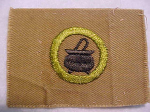 COOKING MERIT BADGE, SQUARE, 1920'S - 1933, 78 X 57MM, USED