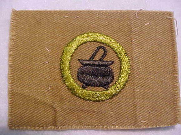 COOKING MERIT BADGE, SQUARE, 1920'S - 1933, 78 X 57MM, USED