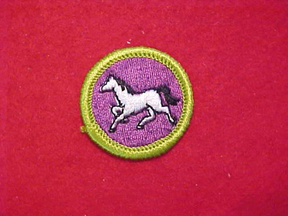 ANIMAL INDUSTRY, MERIT BADGE WITH CLOTH BACK, GREEN BORDER, 1969-72
