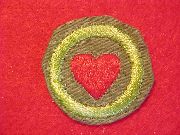PERSONAL HEALTH, MERIT BADGE WITH CRIMPED EDGE, KHAKI, ISSUED 1946-60