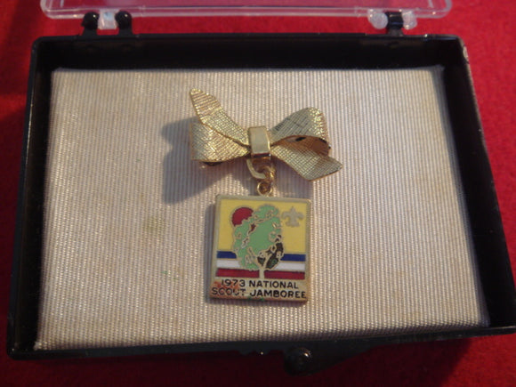 73 NJ ladies' pin, bow emblem, mint in original box