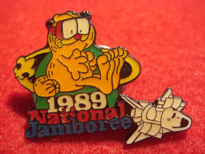 89 NJ Garfield with mask pin