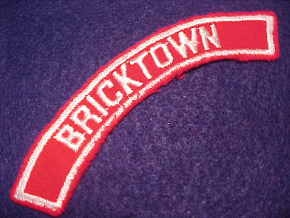 BRICKTOWN RED/WHITE CITY STRIP, MINT