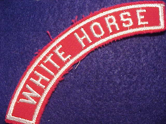 WHITE HORSE RED/WHITE CITY STRIP, MINT